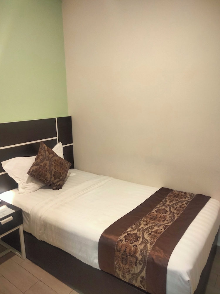 Basic Single Room photo 1