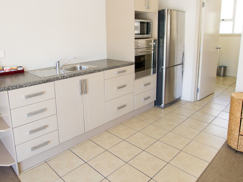 One Bedroom Suite photo 3