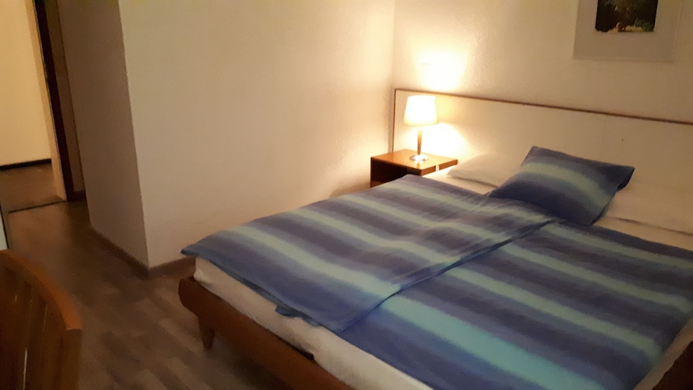 Basic Double Room, 1 Double Bed photo 2