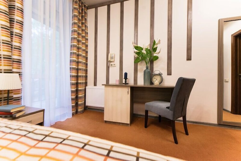 Double or Twin Room, Lake View photo 3