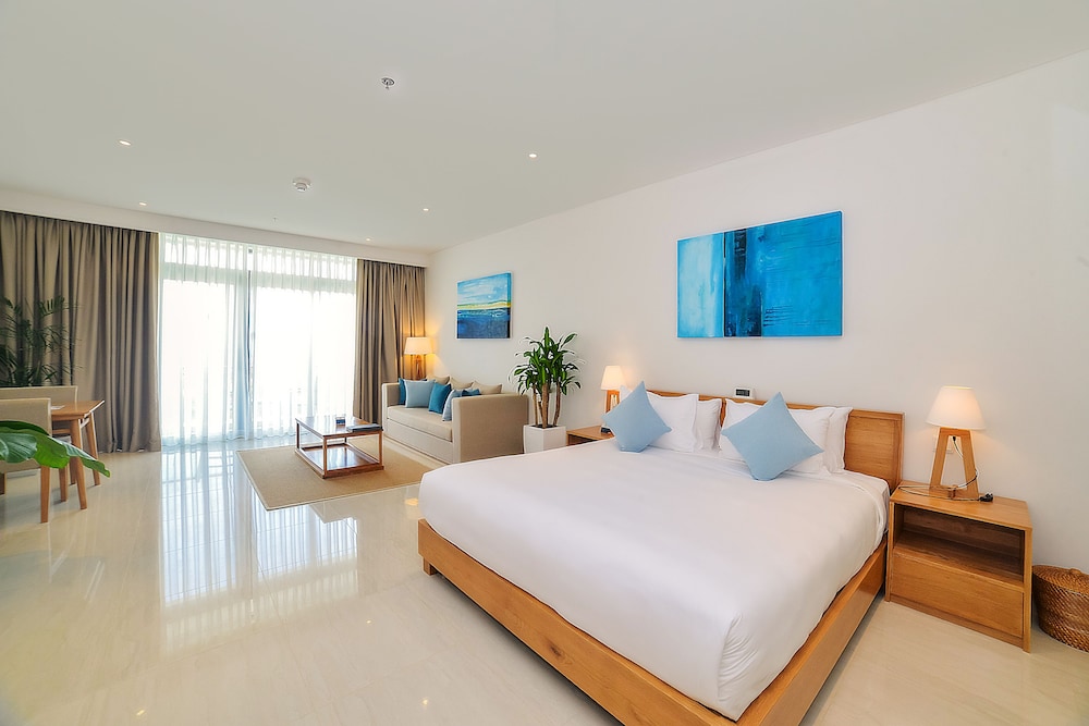 1 Bedroom Luxury Apartment - Photo 9