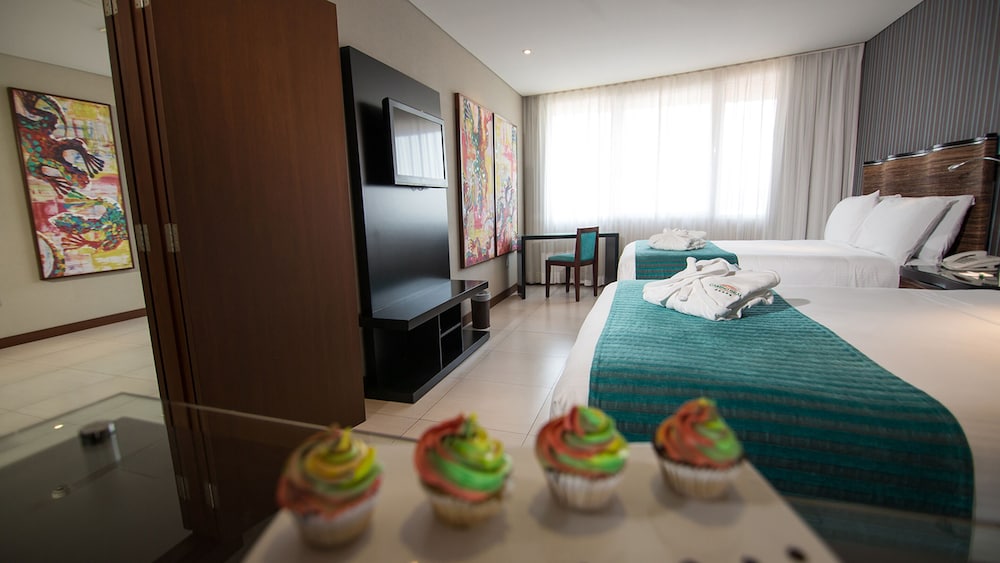 Family Suite - Photo 3