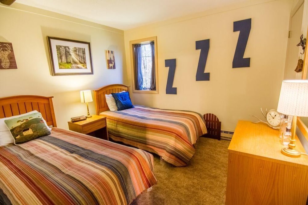 Condo, Multiple Beds (Whiffletree D1) photo 1