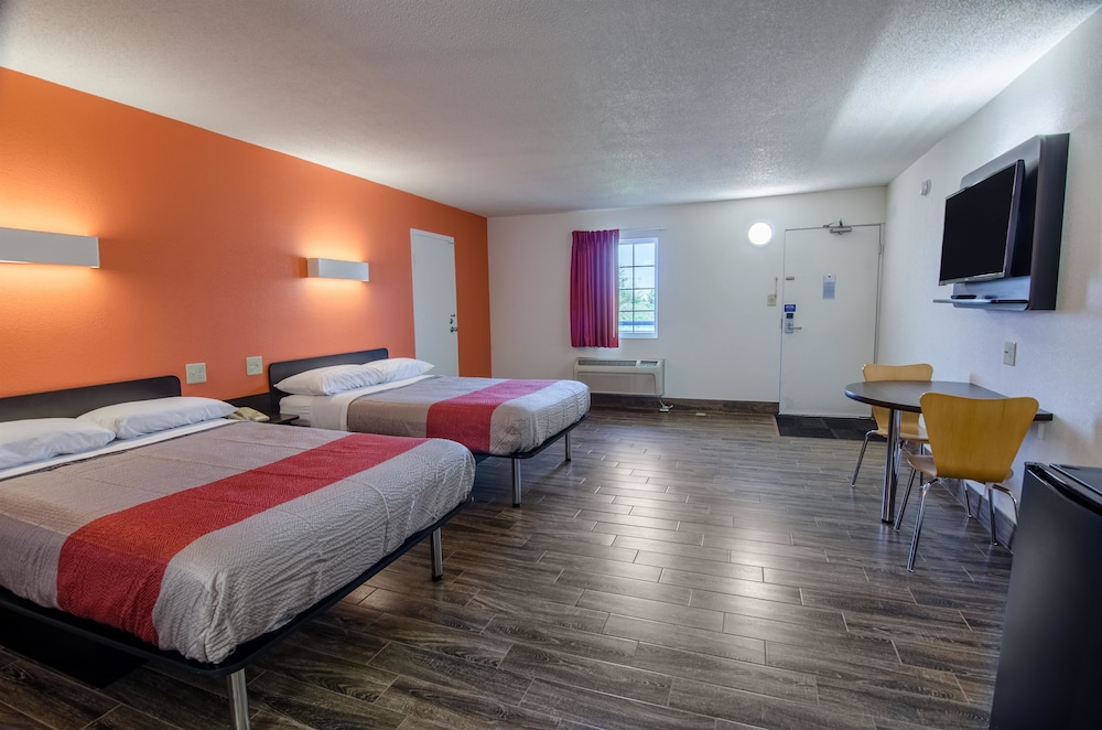 Deluxe Room, 2 Double Beds, Non Smoking photo 3