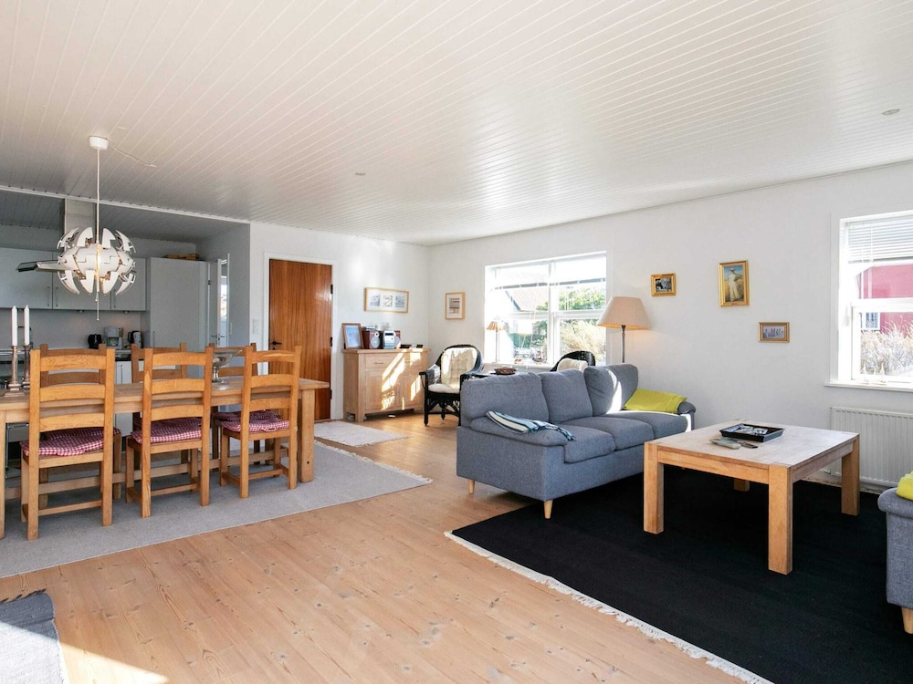 House photo 2