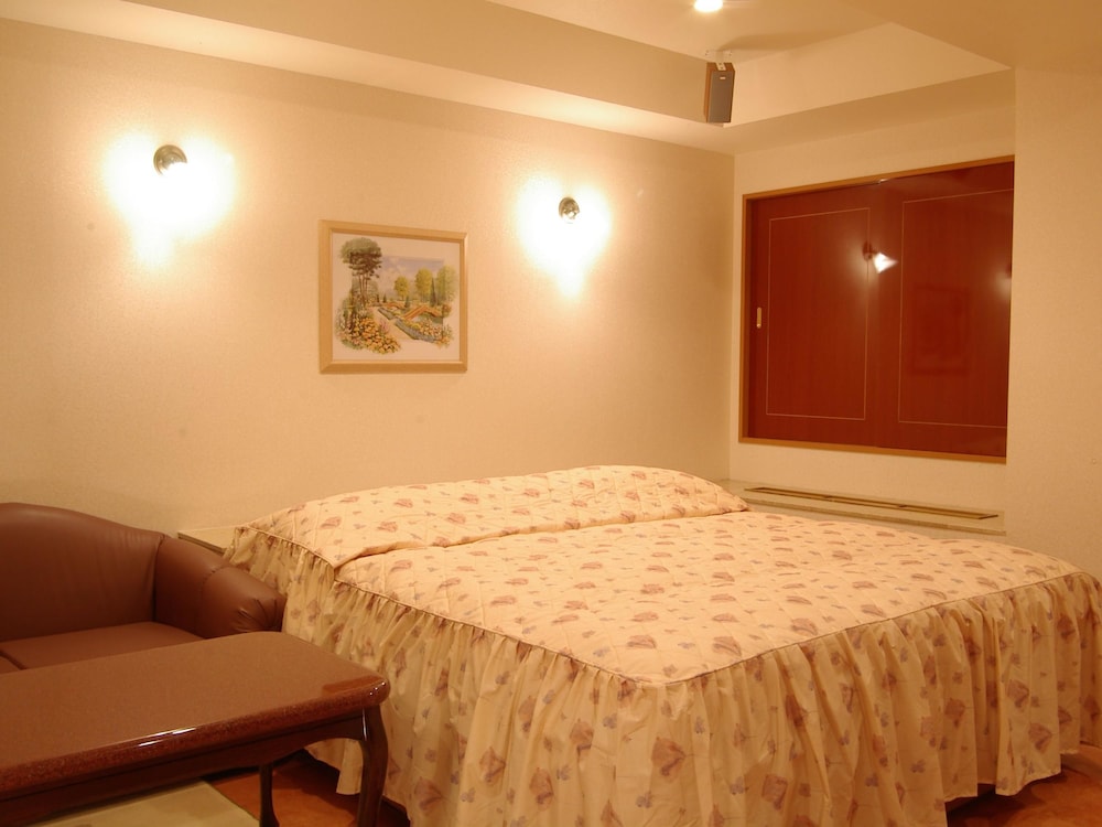 Standard Room, 1 Queen Bed (Couples Hotel) photo 2