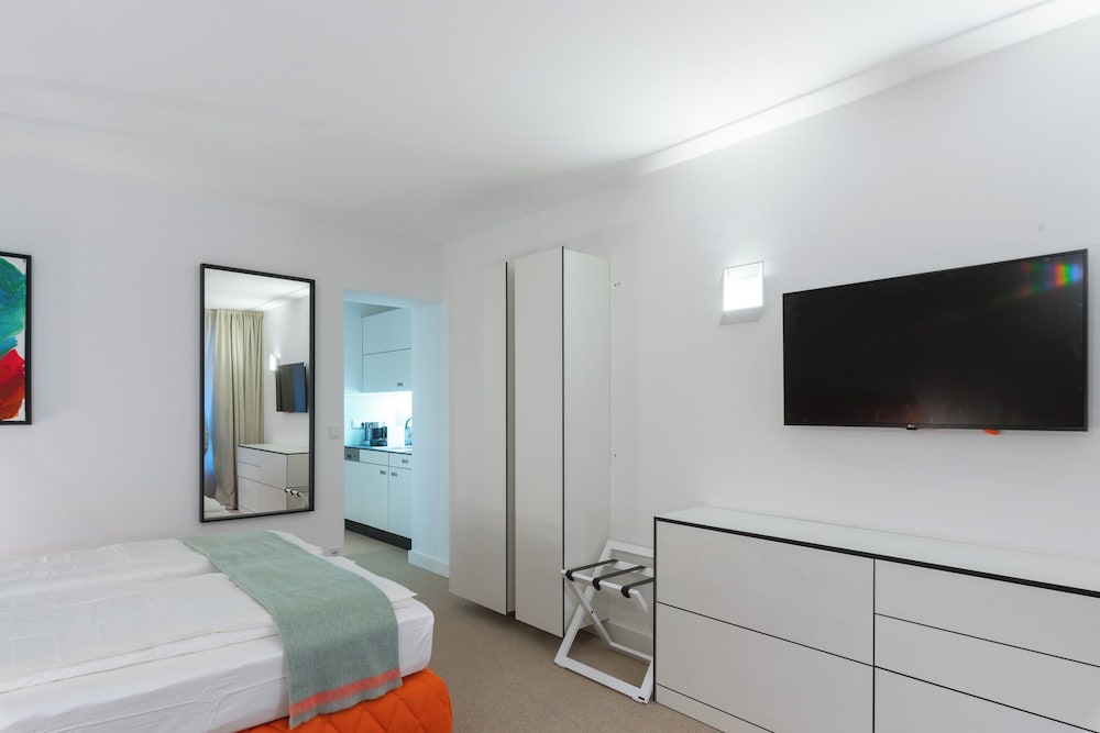 Comfort Suite photo 3
