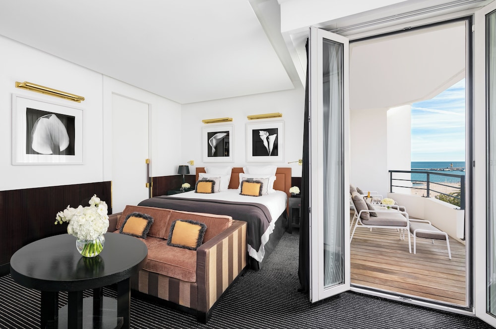 Junior Suite, Balcony, Partial Sea View photo 1