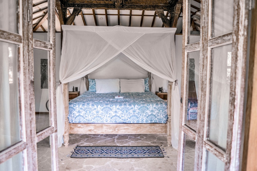 Deluxe Cabin, 1 Queen Bed, Bathtub, Mountainside photo 3