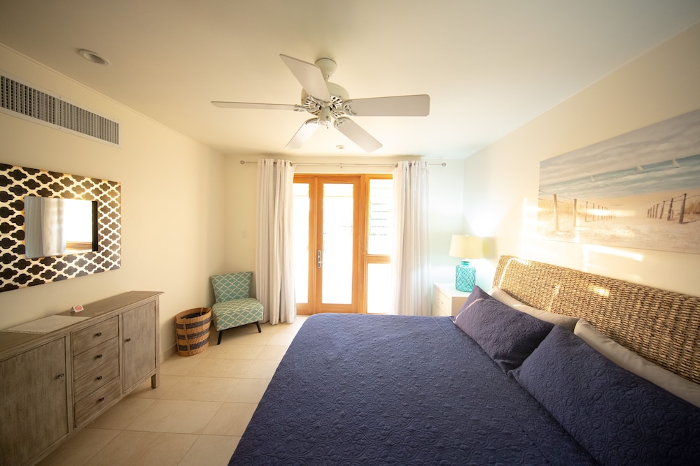 Villa photo 2
