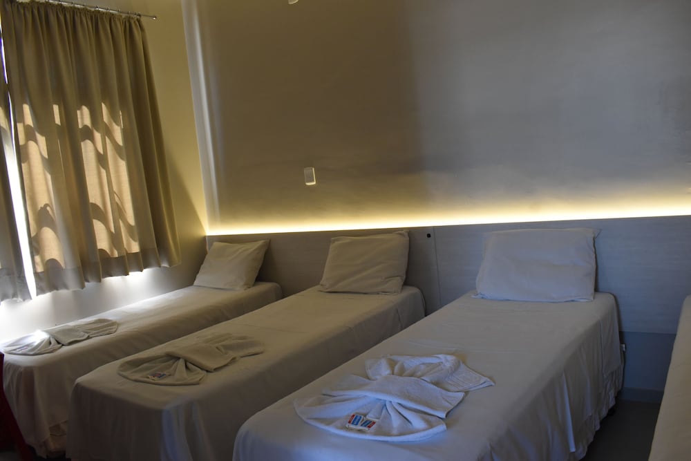 Deluxe Room (Sextuple) photo 3