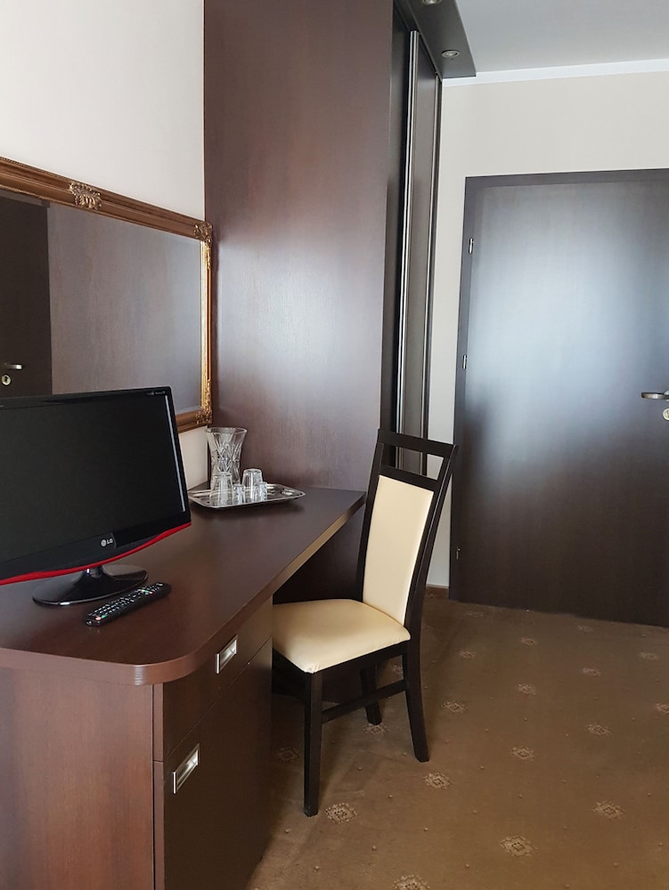 Deluxe Double Or Twin Room, Balcony photo 2