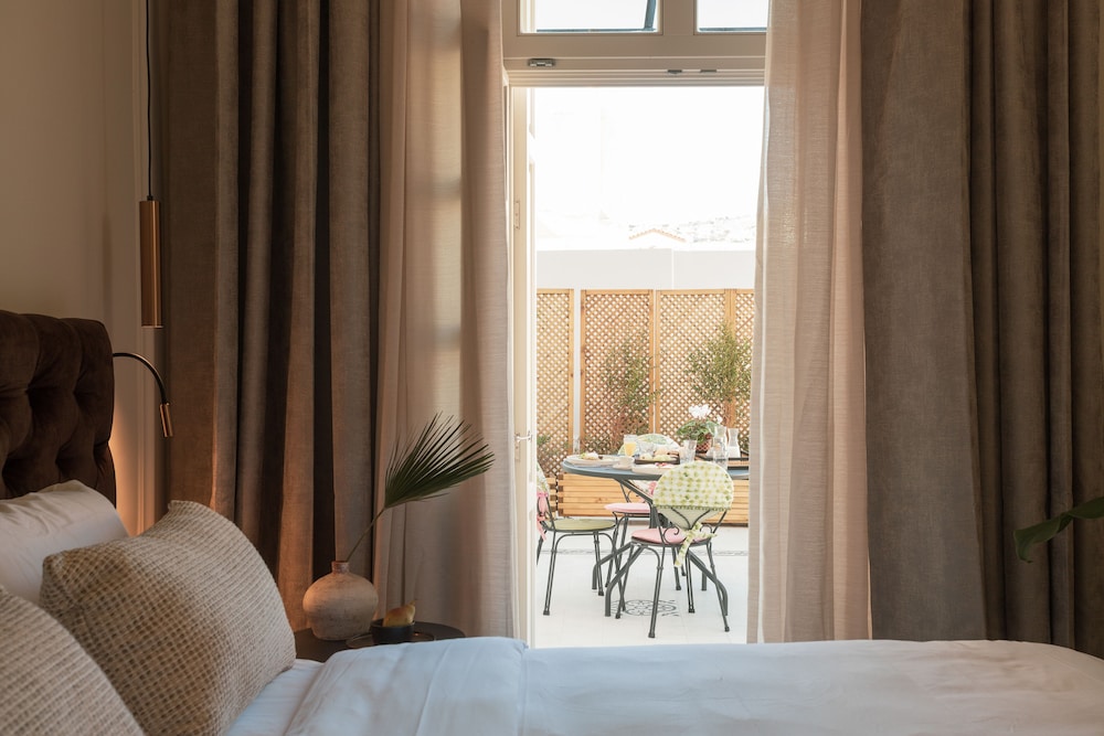 Honeymoon Suite, Balcony - Photo 1
