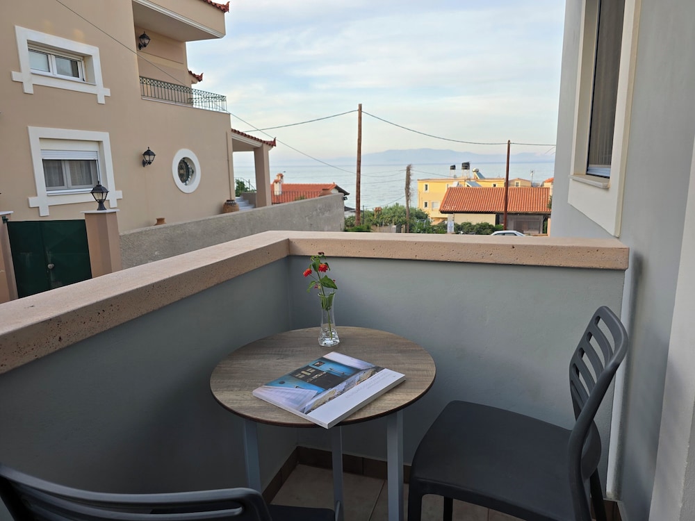 Family Studio, Balcony, Sea View - Photo 5