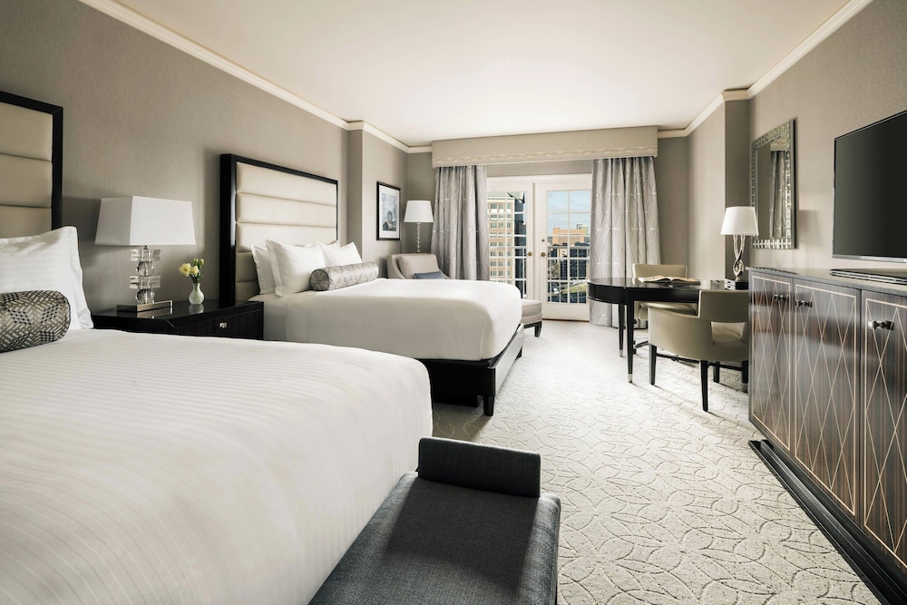 Deluxe Room, 2 Queen Beds, Balcony - Photo 1