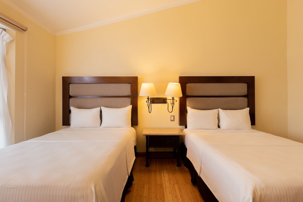 Deluxe Double Room - Photo 7