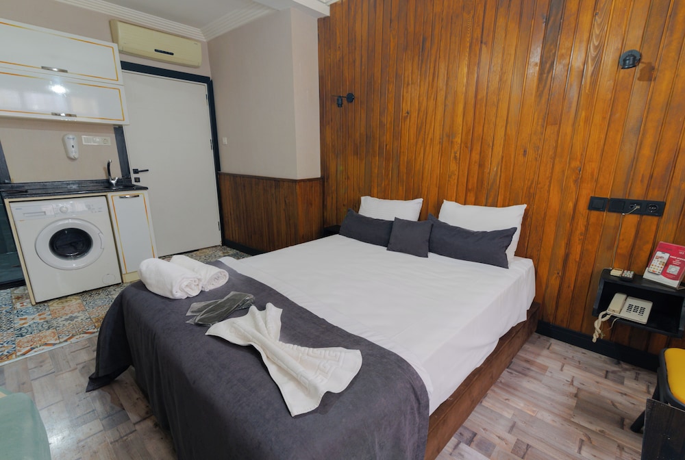 Family Studio Suite photo 1