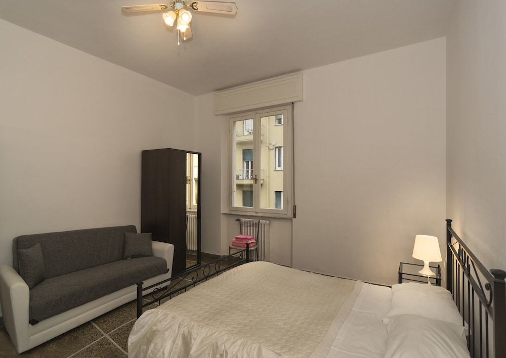 Triple Room, Shared Bathroom