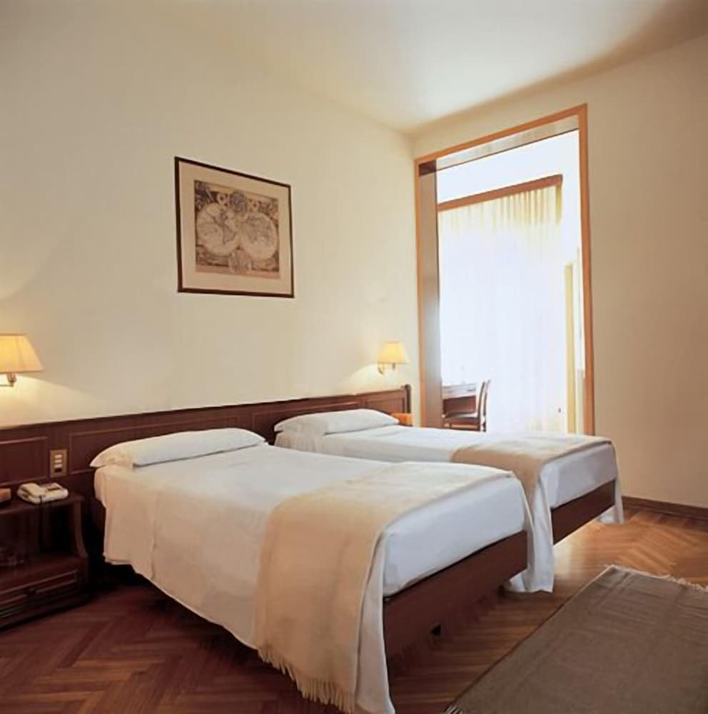 Basic Double Room