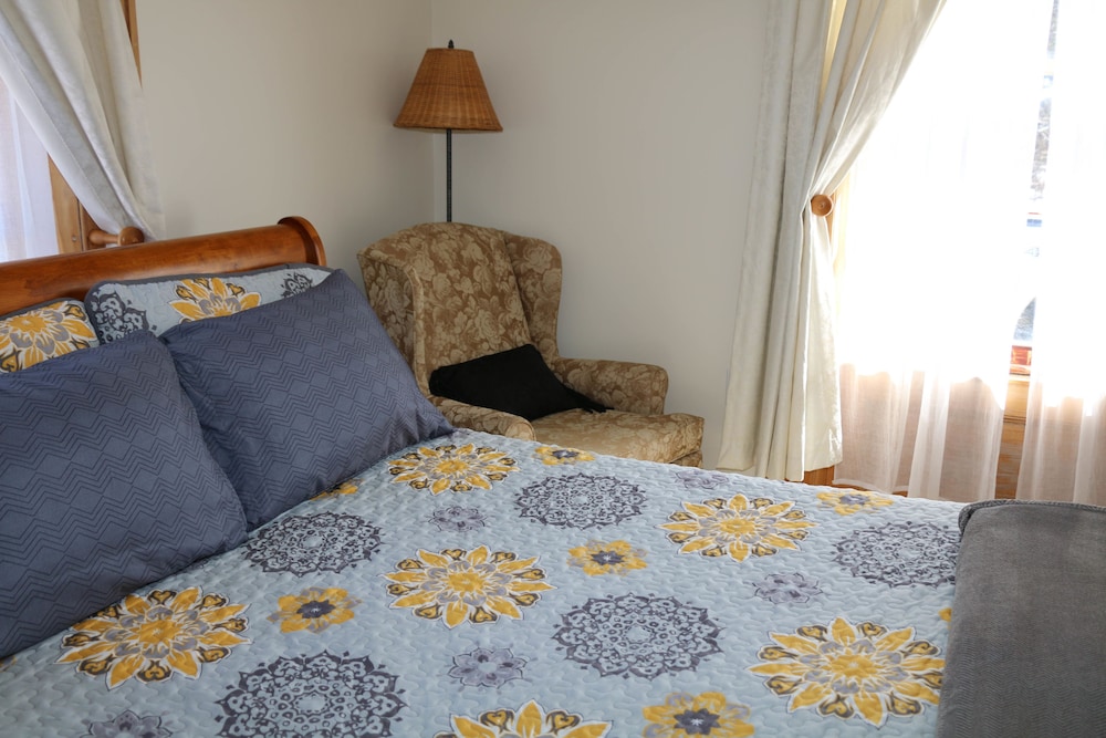 Classic Double Room, 1 Queen Bed photo 3