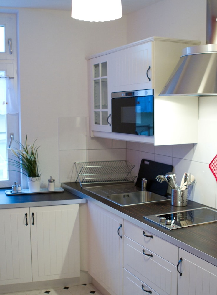 Superior Double Room, Private Bathroom, City View - Photo 4