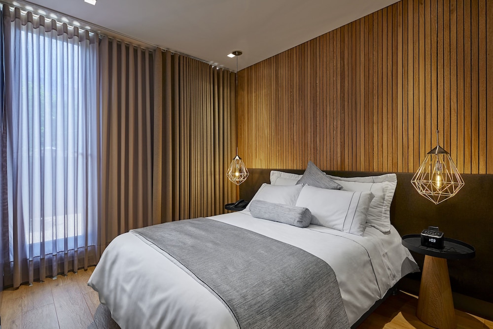 Deluxe Room, 1 Double Bed photo 2
