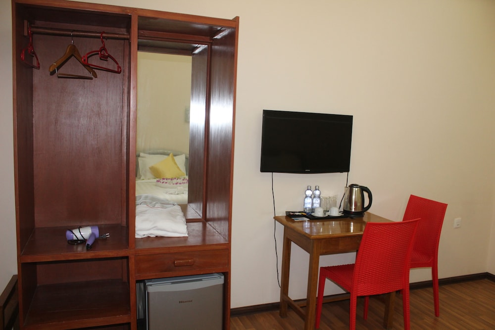 Standard Double or Twin Room photo 2