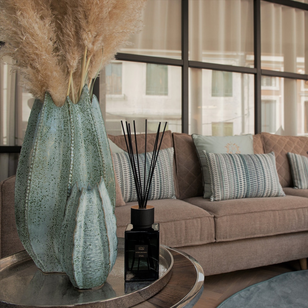 Luxury Suite photo 3