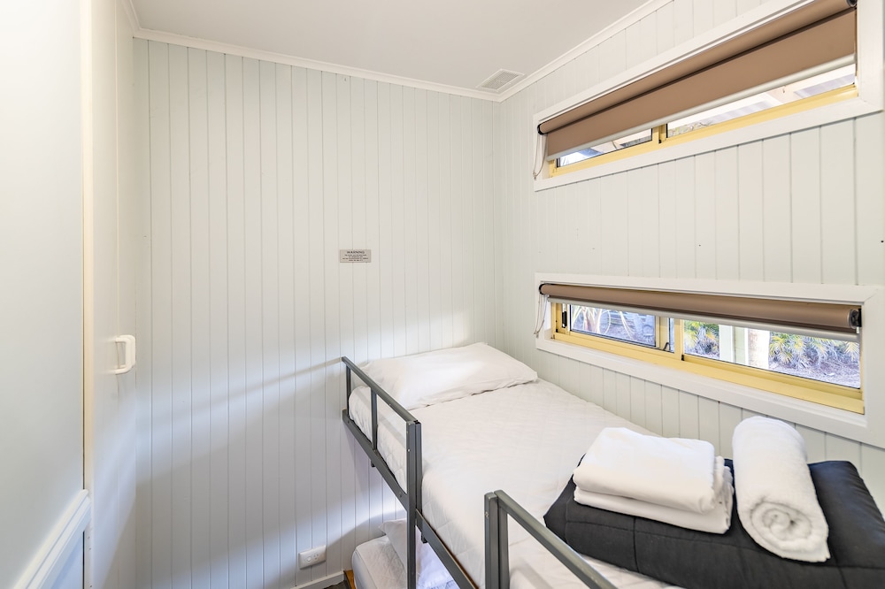 Budget Cabin (1BR) photo 2