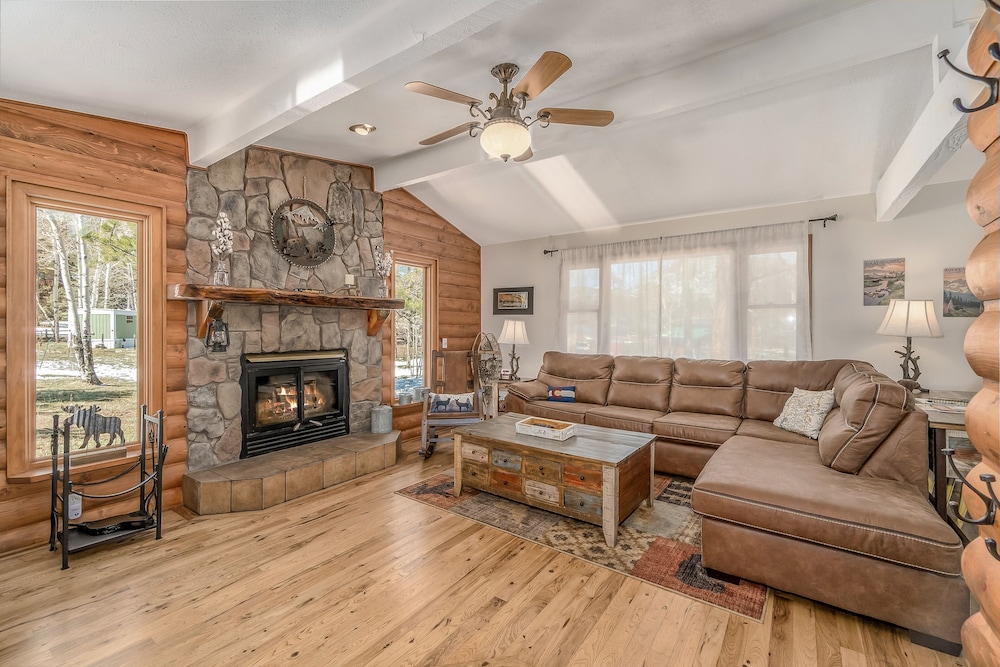 Cabin, 3 Bedrooms photo 1