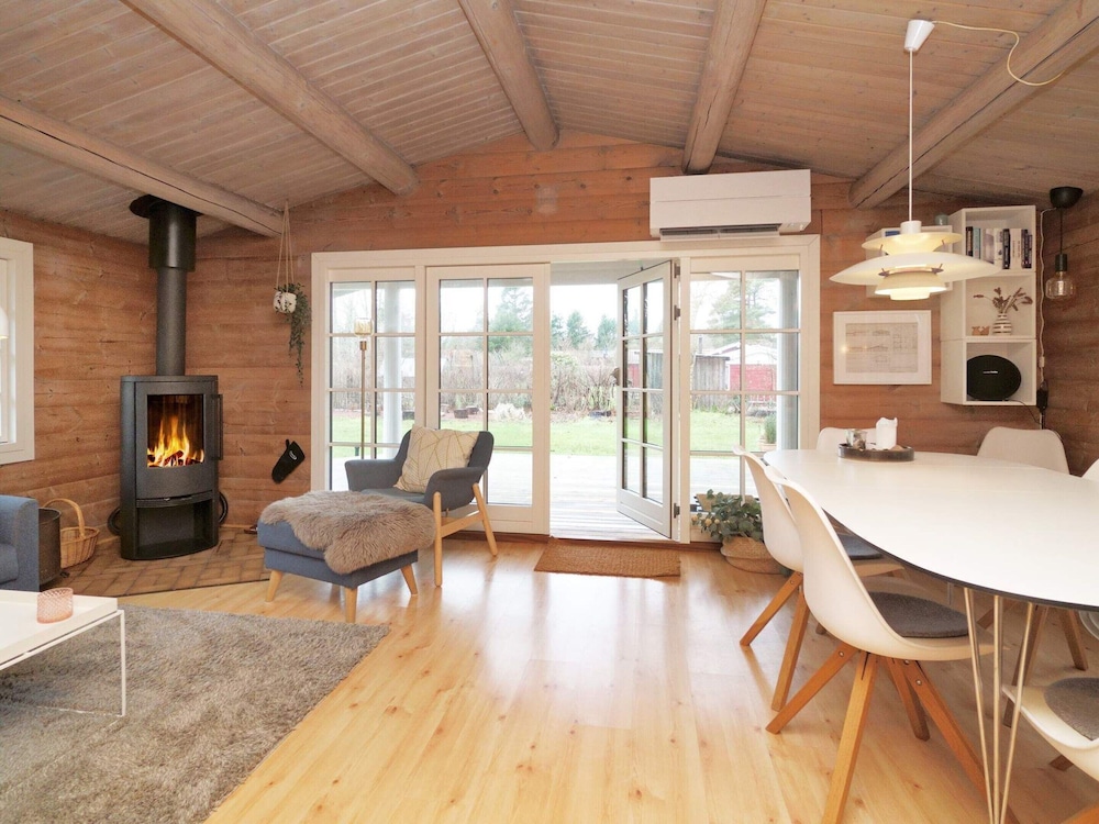 House photo 2