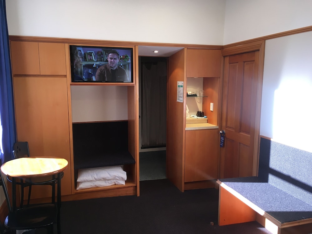 Standard Twin Room photo 2
