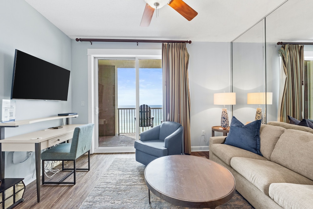 Condo, 2 Bedrooms, Sea View (1-806)
