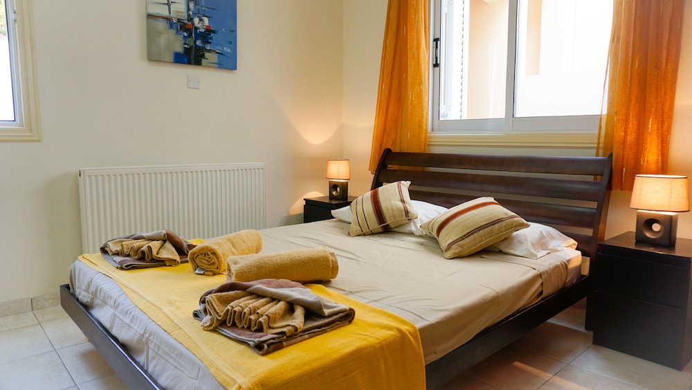 Villa, 4 Bedrooms, Jetted Tub, Sea View photo 2