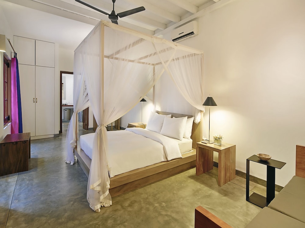 Church/Pedlar Wing Suite