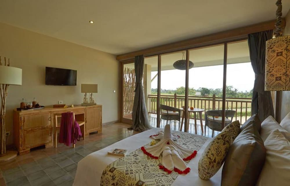 Deluxe Room with Rice Field View photo 3