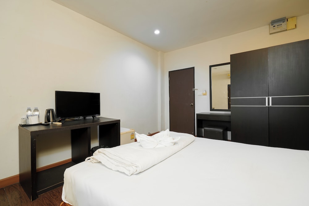 Deluxe Double Room photo 2