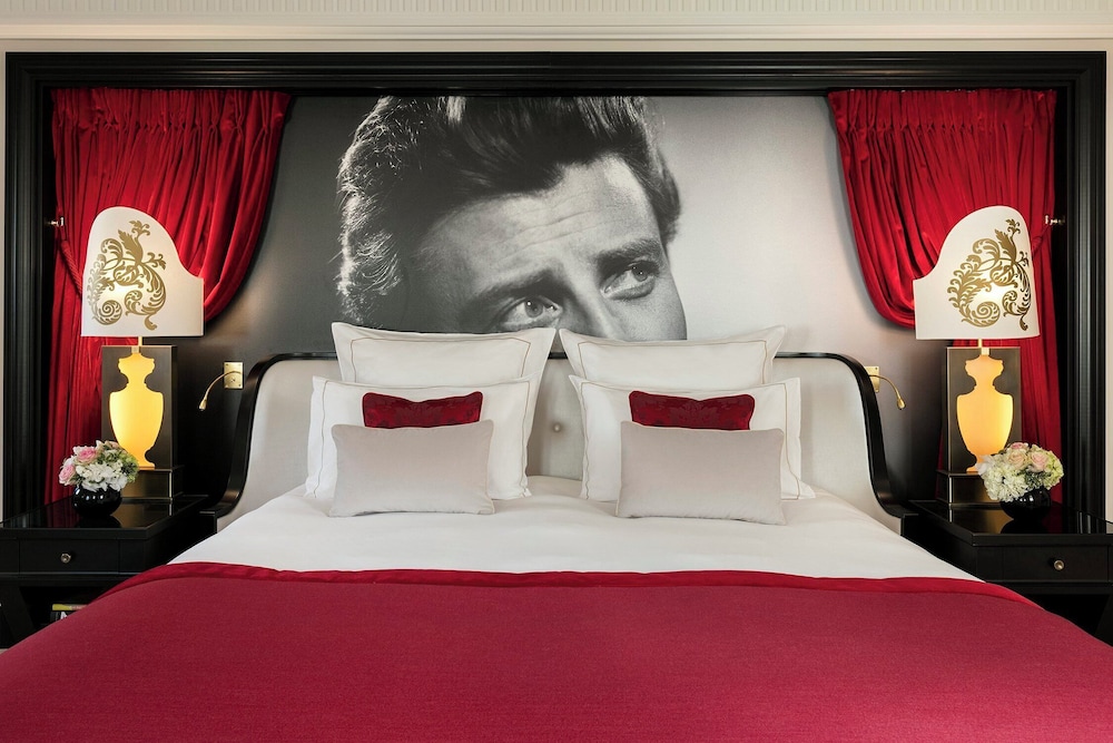Hôtel Fouquet's Paris bedroom photo