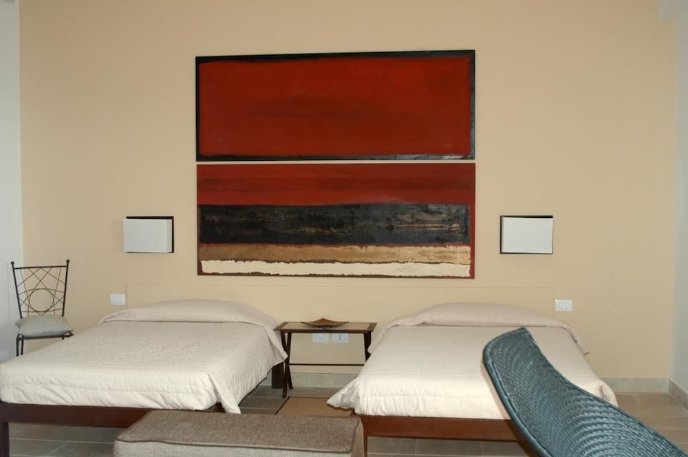 Deluxe Double Room, Garden View