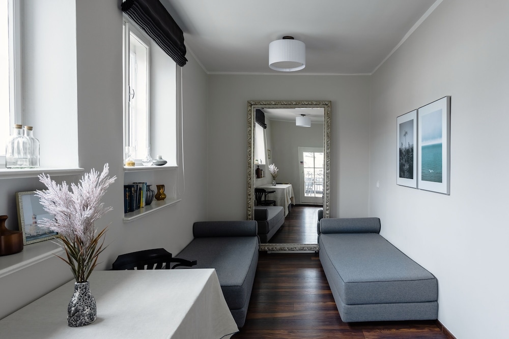 1 Bedroom Apartment, Balcony - Duplex photo 3