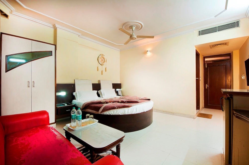 Delux Or Twin Room A/C