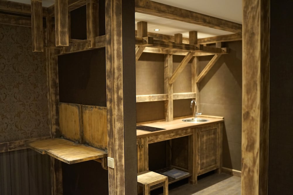 Superior Studio, Private Bathroom - Photo 9