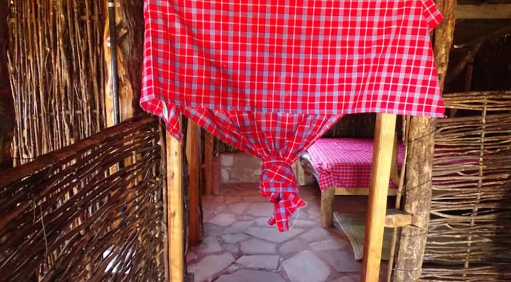 Traditional Cabin photo 3
