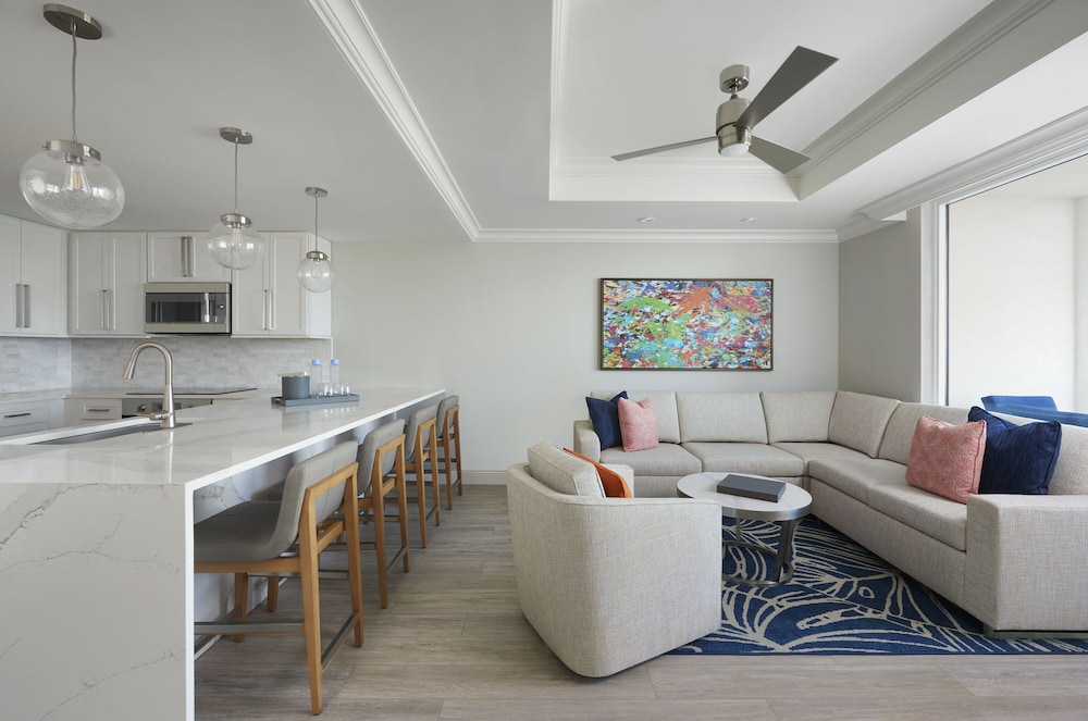 Sunsuites One Bedroom - Photo 4