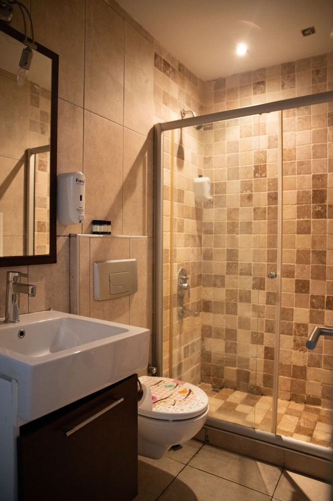 Suite, 2 Bedrooms photo 3