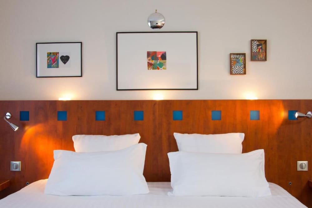 Executive Room - Photo 1