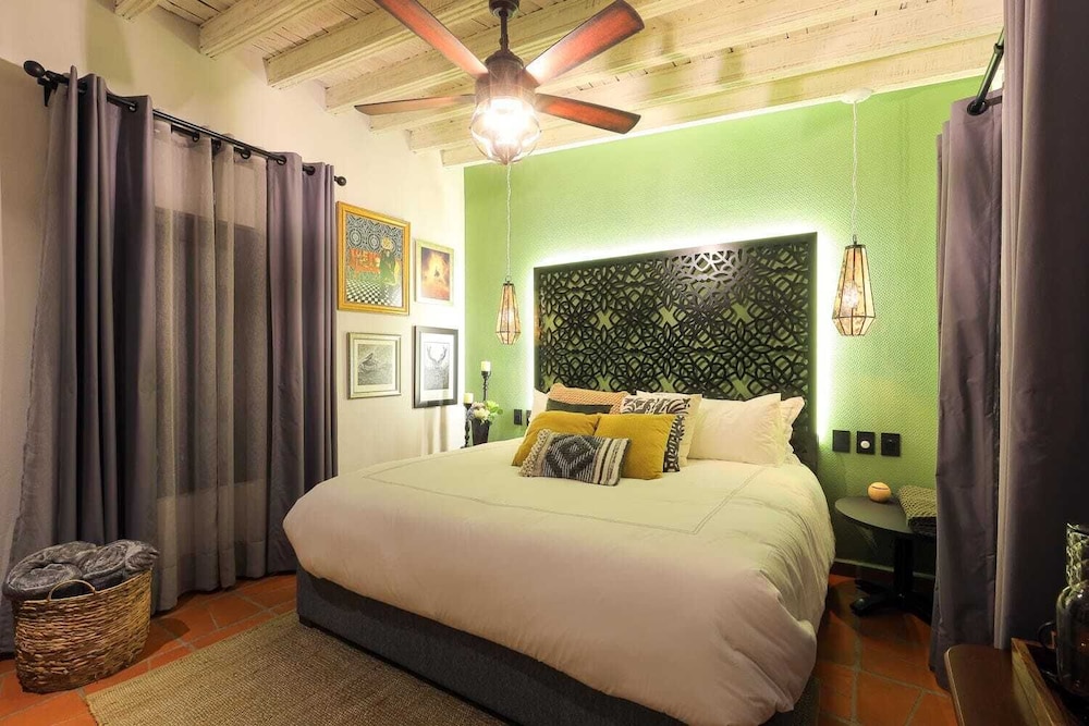 Studio Suite photo 3