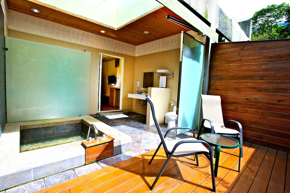 Elite Quadruple Room, 1 Bedroom photo 3