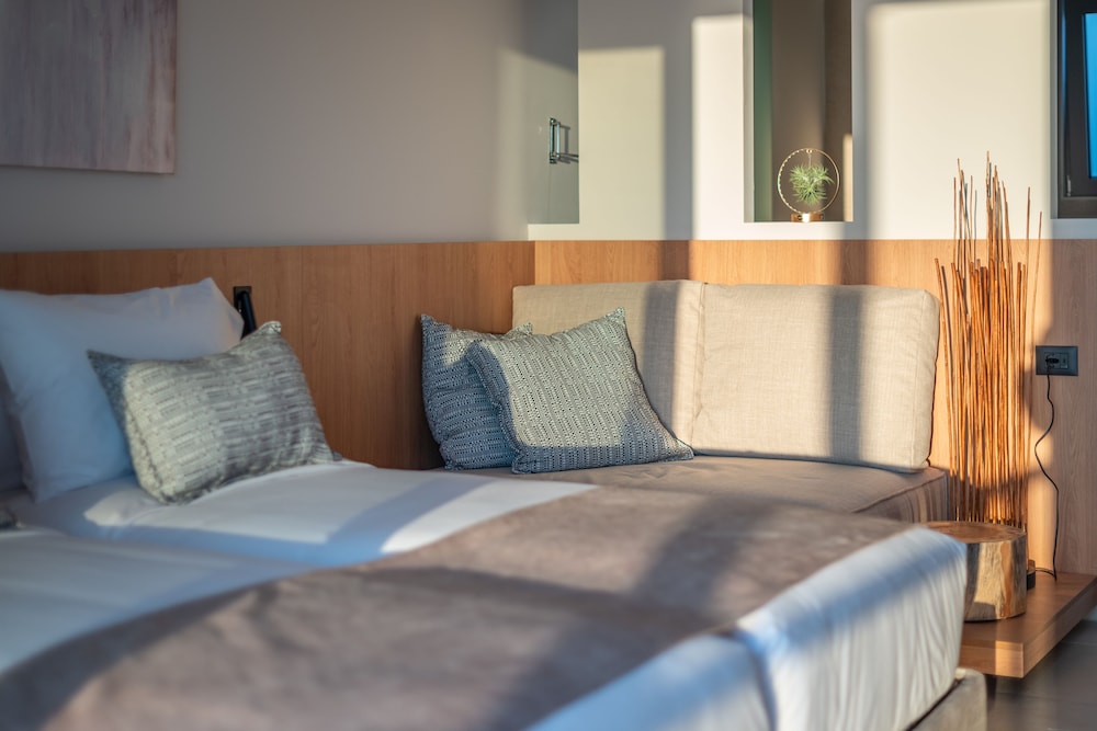 Junior Suite Hot Tub Sea View