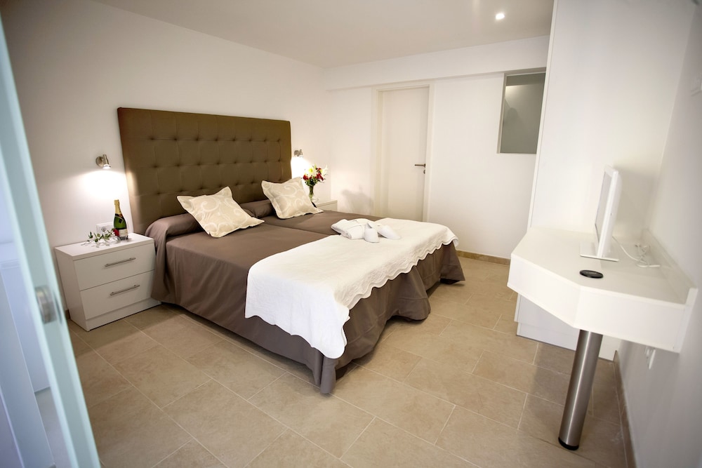Deluxe Suite, Terrace